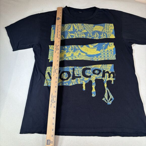 Vintage Volcom Skull T-Shirt Adult Size XL Black Skater Grunge Goth 2000s Y2K - Picture 9 of 9